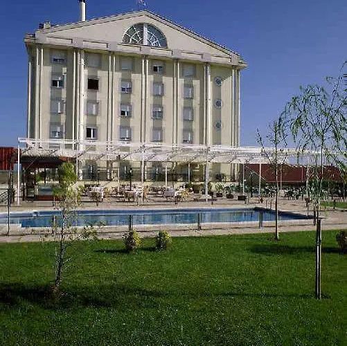 Hotel Velada 4*